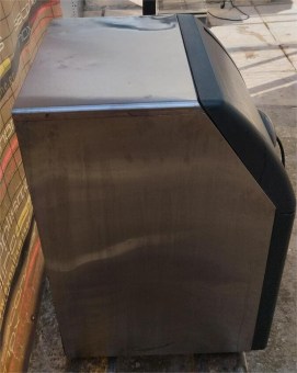 Παγομηχανή Ψεκασμού Μασίφ Παγάκι 70Kg/24h Αποθήκη 40Kg BREMA Μεταχειρισμένη